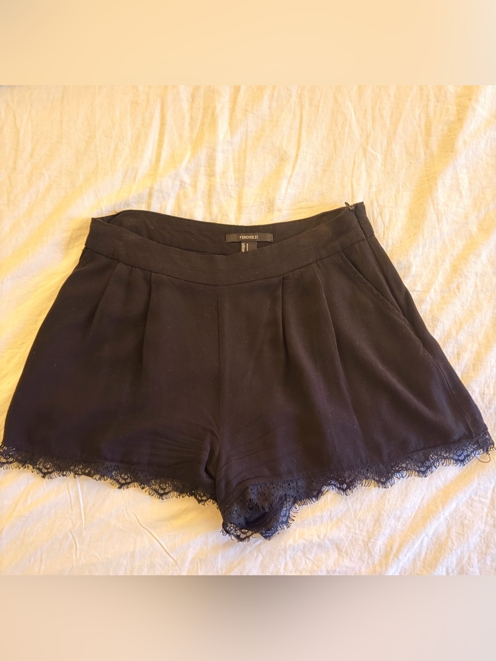 Forever 21 Black Lace-Hem Women's Shorts